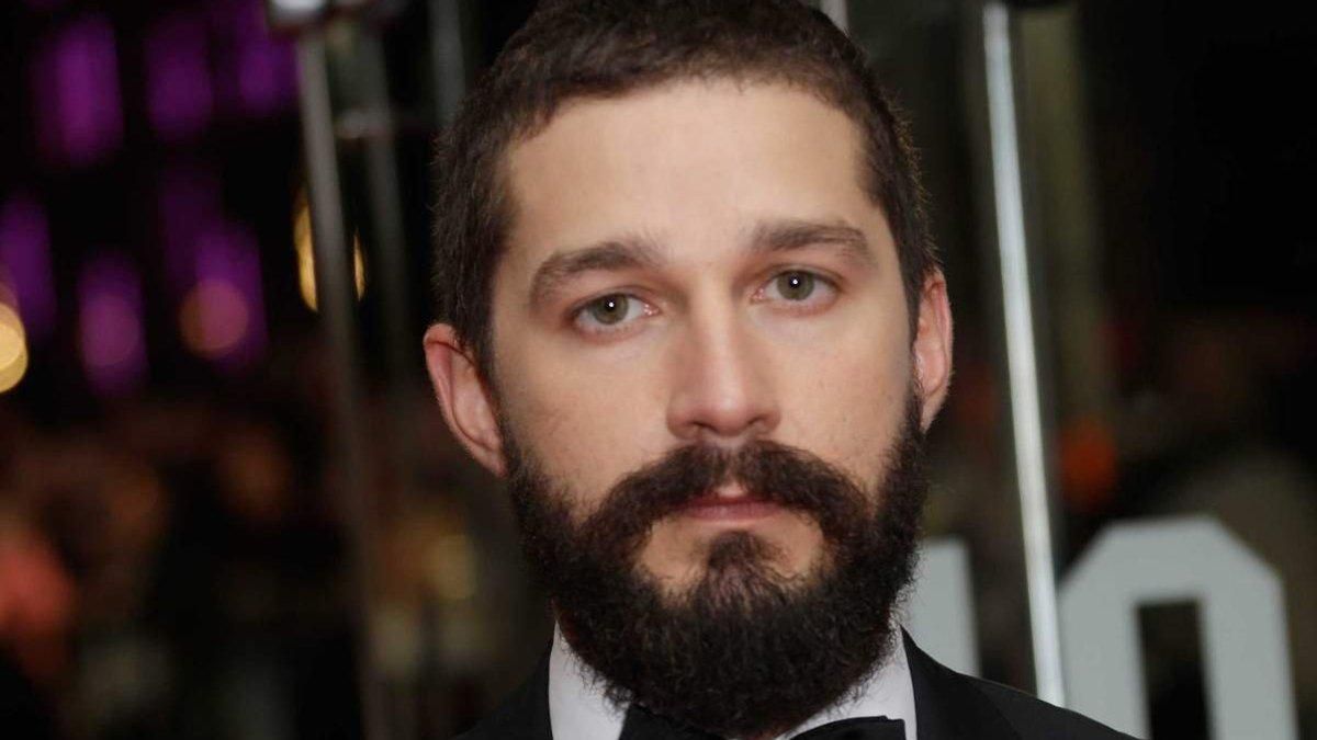 Шая Лабаф розійшовся з Маргарет Квеллі на тлі звинувачень в насиллі Шая Лабаф розійшовся з Маргарет Квеллі на тлі звинувачень в насиллі