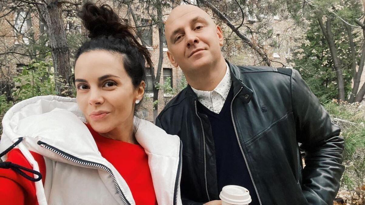 Тримаючись за руки: Потап поділився чуттєвим фото з Настею Каменських Тримаючись за руки: Потап поділився чуттєвим фото з Настею Каменських