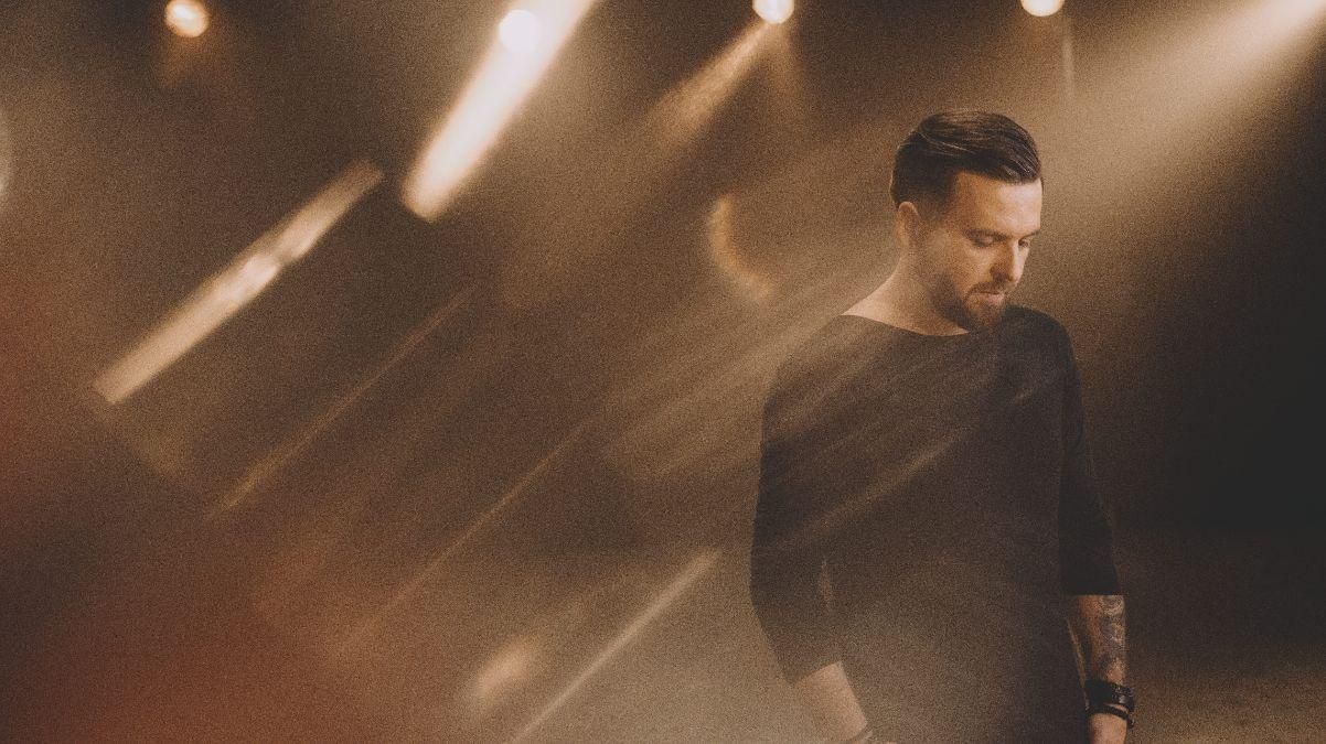 БЕZ ОБМЕЖЕНЬ – Поклянись, Поцілуй, Обійми: слухати онлайн БЕZ ОБМЕЖЕНЬ – Поклянись, Поцілуй, Обійми: слухати онлайн