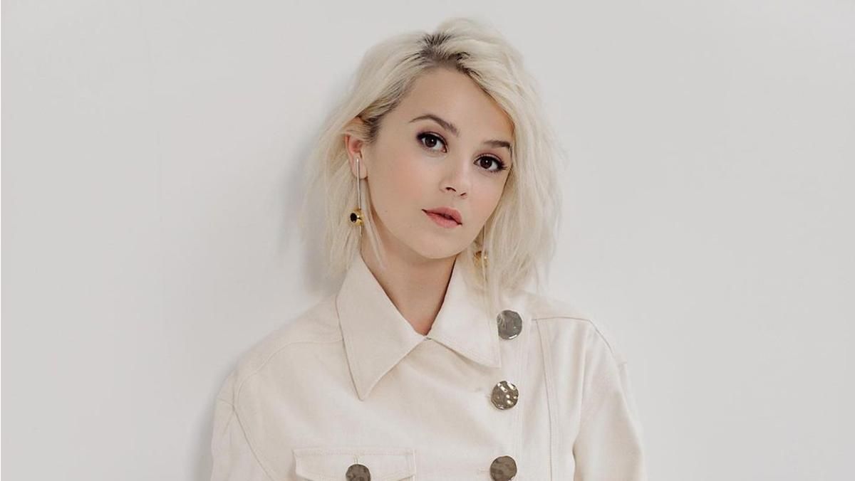 Як Міка Ньютон виглядала під час боротьби з раком: фото Як Міка Ньютон виглядала під час боротьби з раком: фото