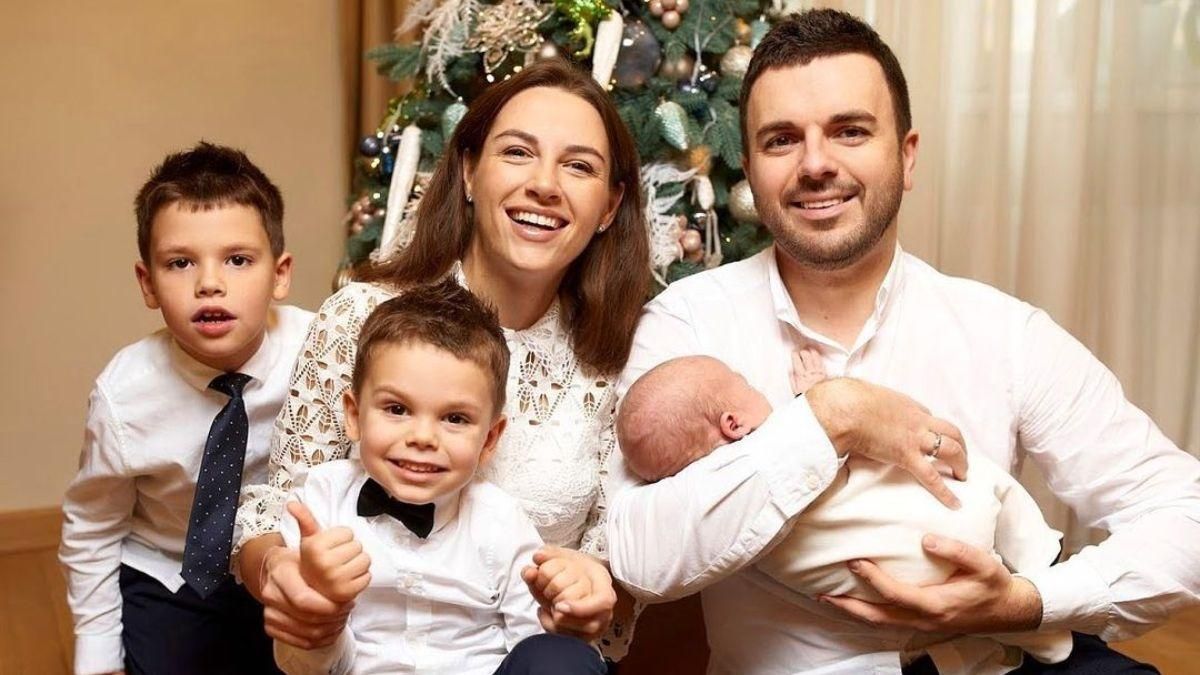 Григорий Решетник устроил прогулку с сыновьями: фото Григорий Решетник устроил прогулку с сыновьями: фото