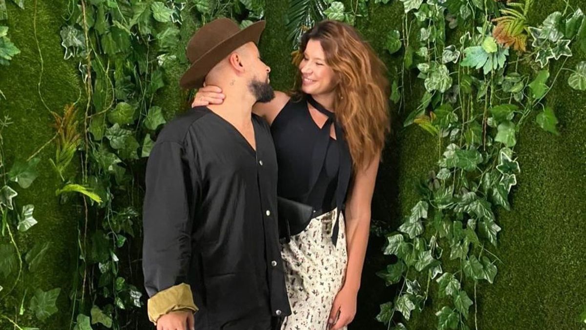 Монатик показал фото с женой на Мальдивах Монатик показал фото с женой на Мальдивах