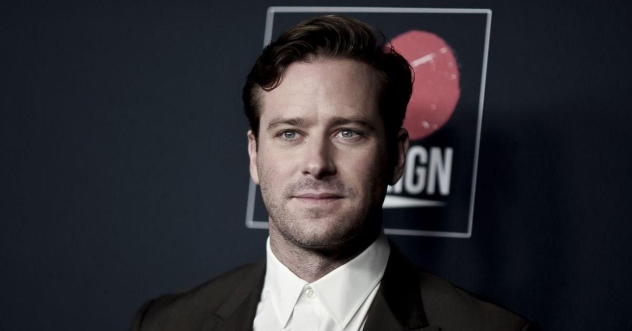 Арми Хаммер подтвердил подлинность блога с фото обнаженной женщины Арми Хаммер подтвердил подлинность блога с фото обнаженной женщины