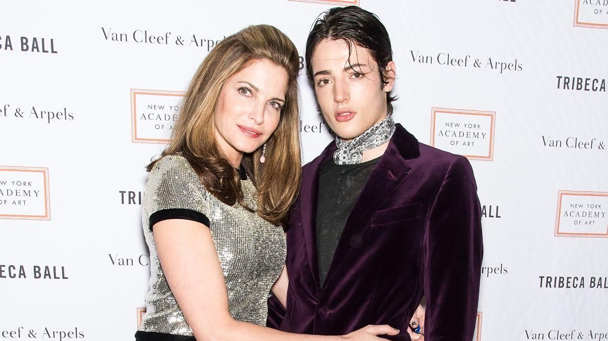 Помер Гаррі Брант – 24-річний син супермоделі Стефані Сеймур Помер Гаррі Брант – 24-річний син супермоделі Стефані Сеймур