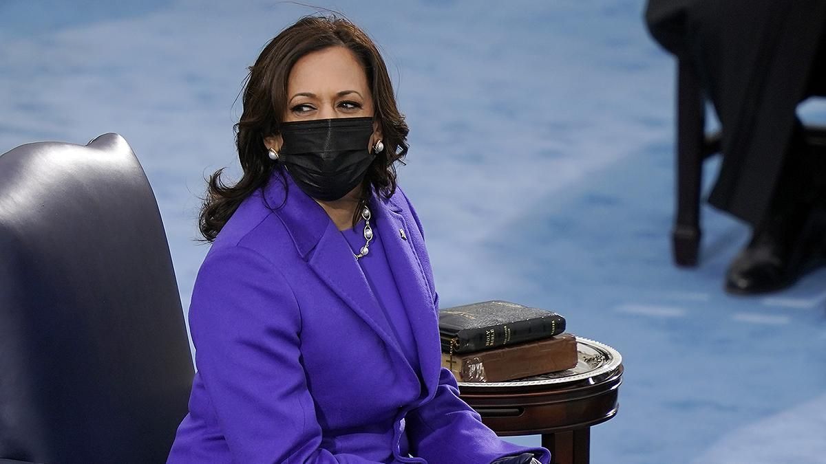 Інавгурація Джо Байдена: образ Камала Гарріс – фото Інавгурація Джо Байдена: образ Камала Гарріс – фото