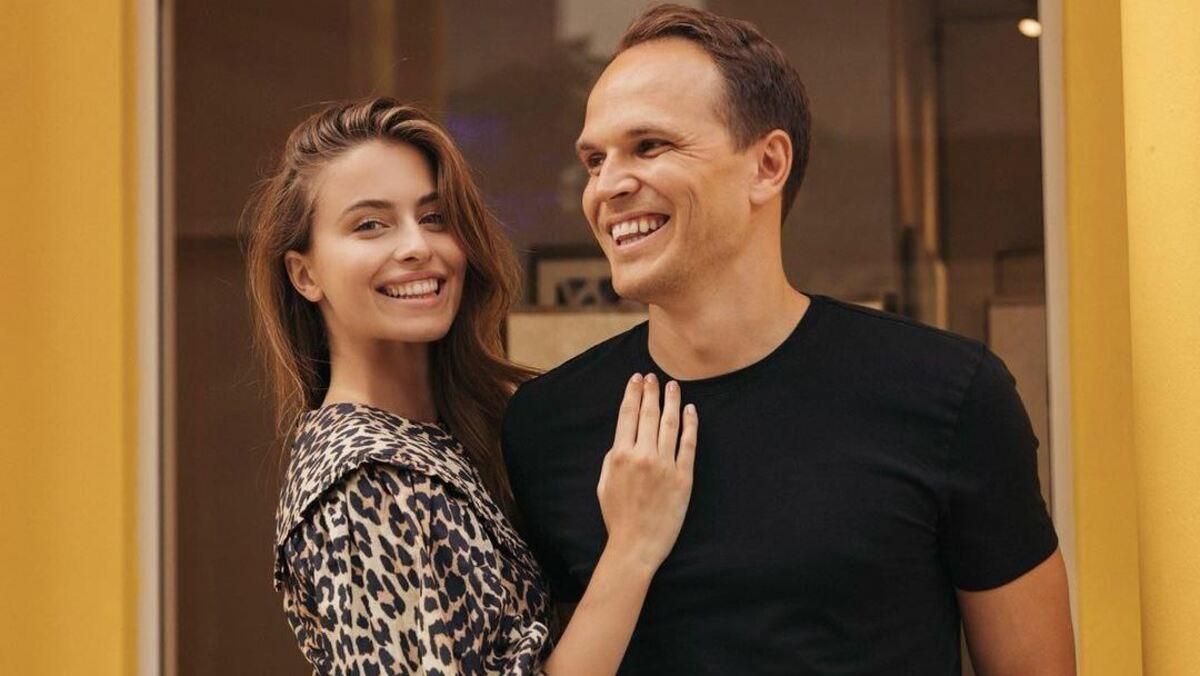 Онучка Софії Ротару показала фото з бойфрендом: романтичні кадри Онучка Софії Ротару показала фото з бойфрендом: романтичні кадри