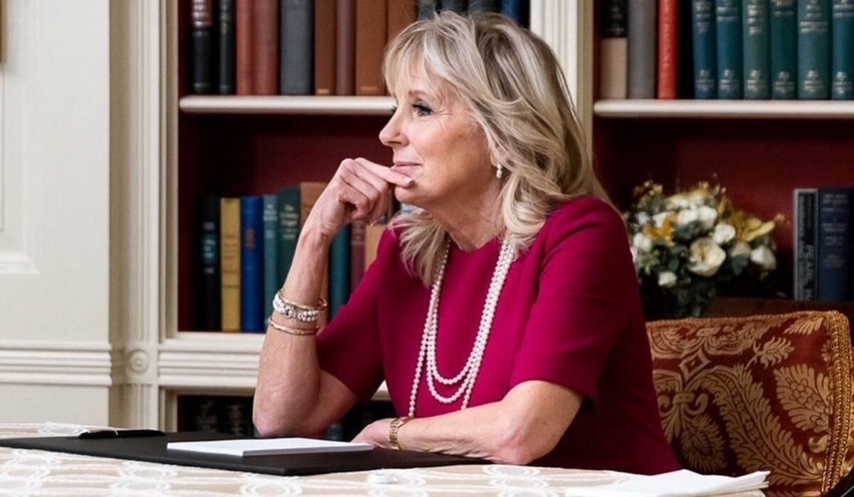 Первый деловой выход: Джилл Байден покорила элегантным образом – фото Первый деловой выход: Джилл Байден покорила элегантным образом – фото