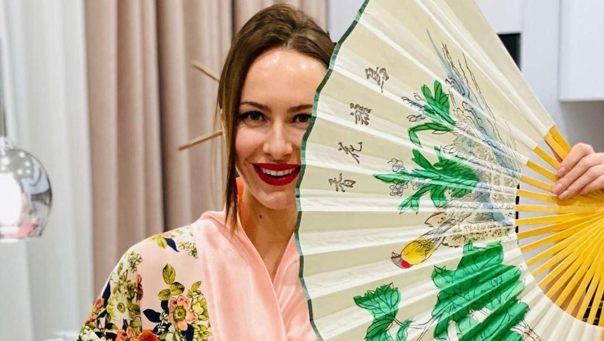 В образе гейши: Кристина Горняк поделилась невероятными снимками В образе гейши: Кристина Горняк поделилась невероятными снимками