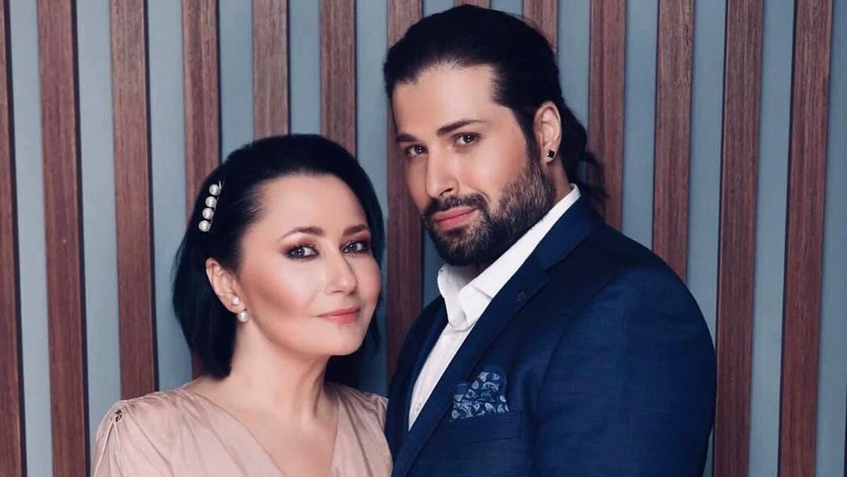 Олена Мозгова розповіла, як одружилась з Девідом Аксельродом Олена Мозгова розповіла, як одружилась з Девідом Аксельродом