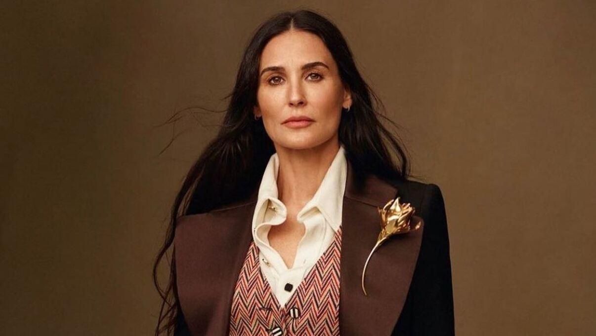 Деми Мур призналась, действительно ли сделала пластику лица Деми Мур призналась, действительно ли сделала пластику лица