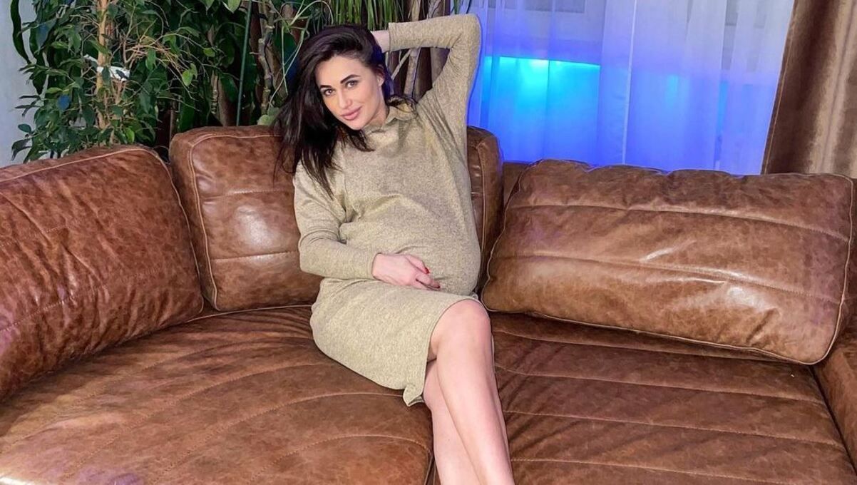 Дружина Андрія Джеджули досі живе з чоловіком після скандалу Дружина Андрія Джеджули досі живе з чоловіком після скандалу