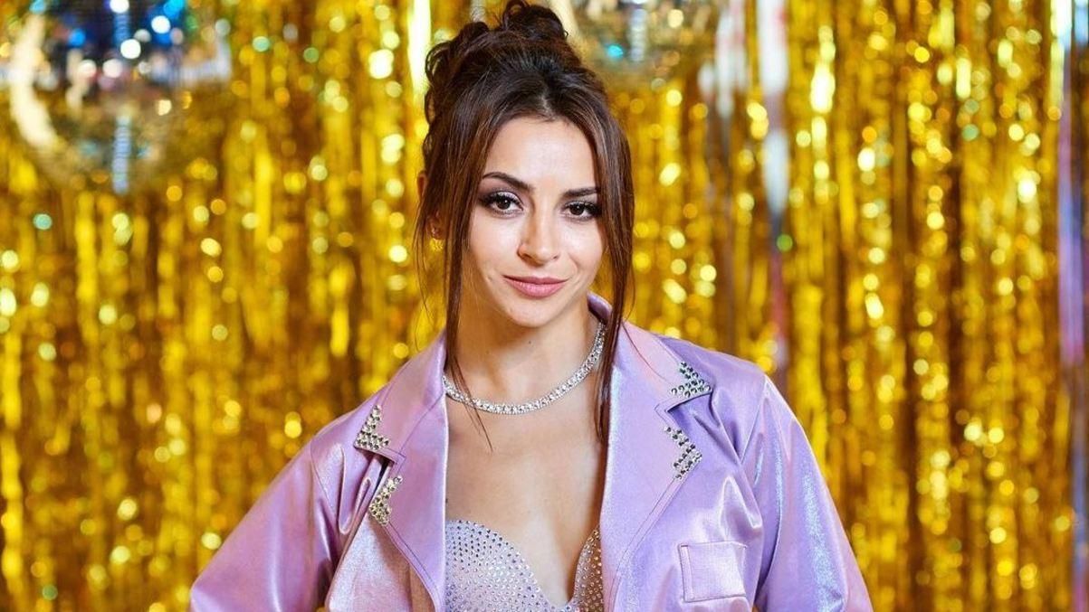 Почему Илона Гвоздева не выбрала крестными родителями сына Ткача Почему Илона Гвоздева не выбрала крестными родителями сына Ткача