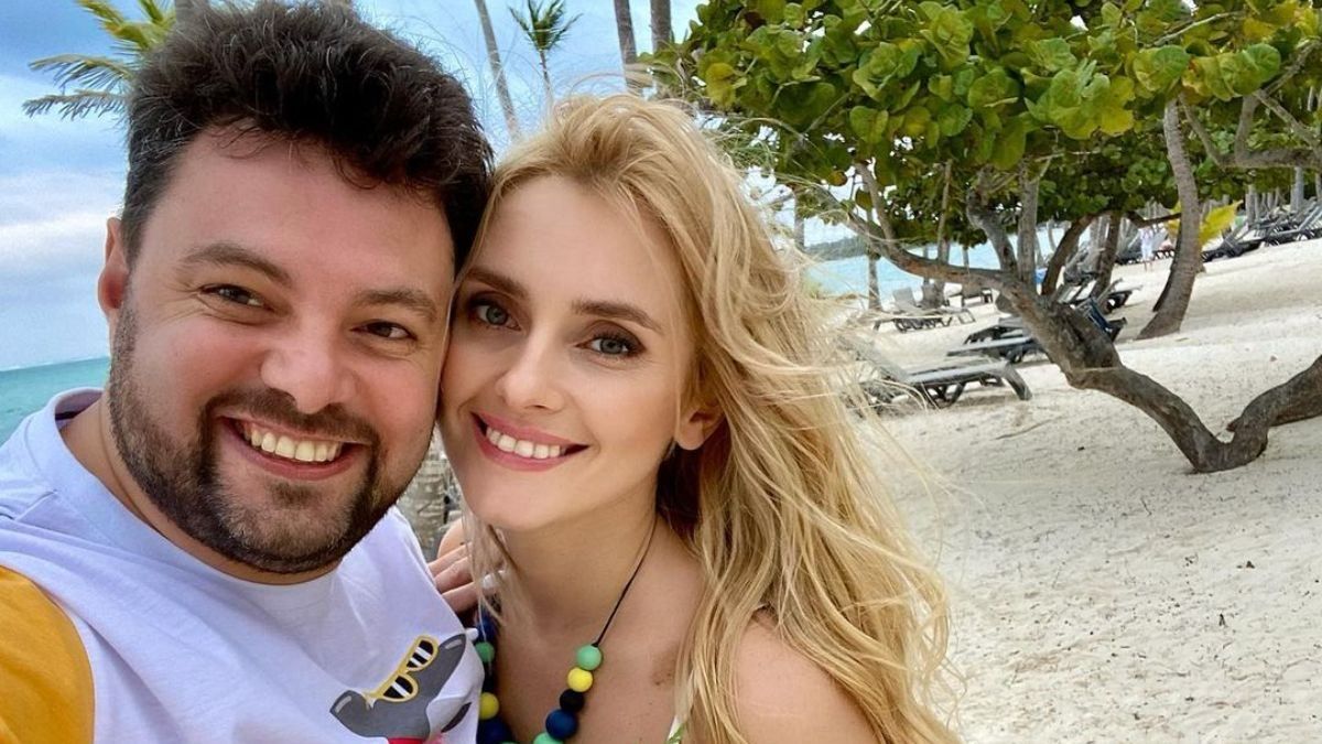 Ірина Федишин показала романтичний танець з чоловіком: відео Ірина Федишин показала романтичний танець з чоловіком: відео