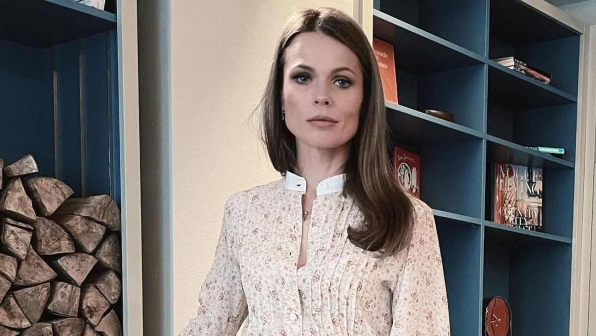 У квітковій сукні: Ольга Фреймут продемонструвала ніжний образ – фото У квітковій сукні: Ольга Фреймут продемонструвала ніжний образ – фото