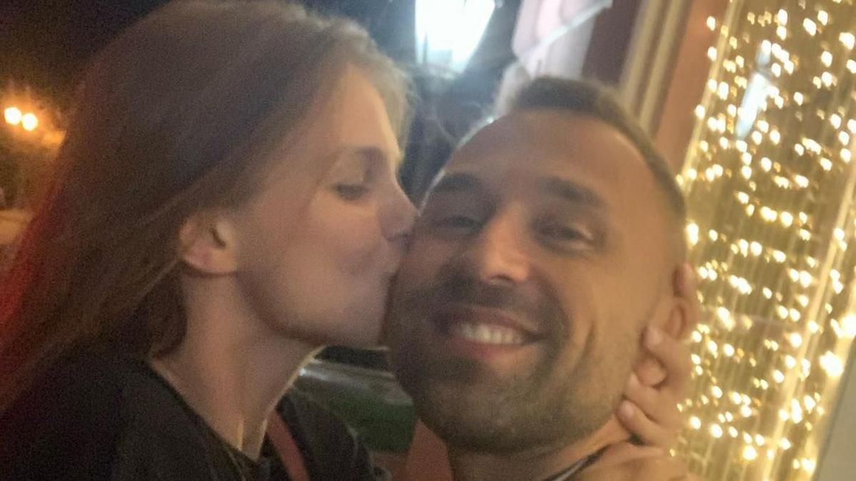 Як Холостяк Макс Михайлюк закрутив роман з Дашею Хлистун Як Холостяк Макс Михайлюк закрутив роман з Дашею Хлистун