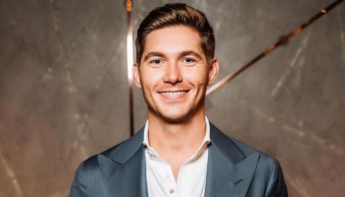 Обожнюю: Володимир Остапчук порадив книги, які перевернуть життя Обожнюю: Володимир Остапчук порадив книги, які перевернуть життя