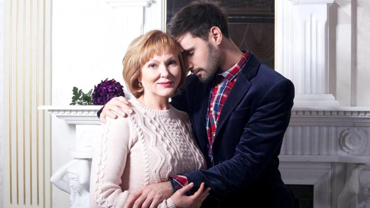 Мама Виталия Козловского изменяла его отцу: когда узнал певец Мама Виталия Козловского изменяла его отцу: когда узнал певец