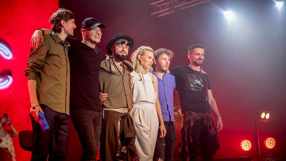 Группа Бумбокс представил чувственную песню Жаль: видео Группа Бумбокс представил чувственную песню Жаль: видео