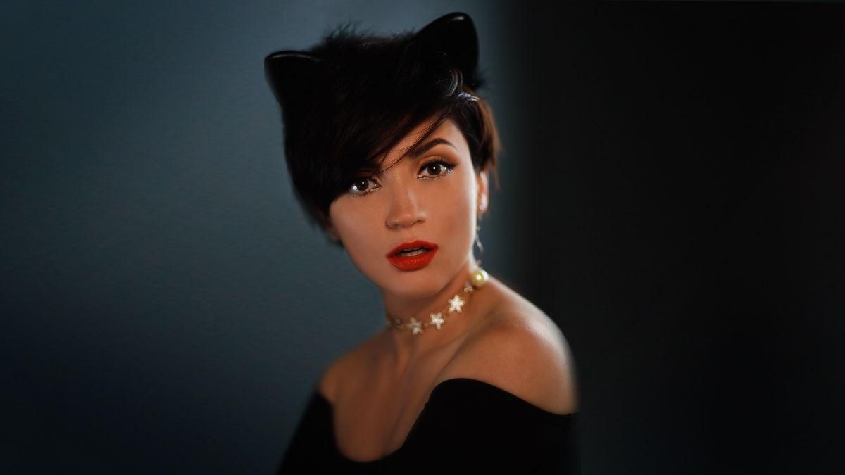 Оля Цибульская ошеломила фанатов неожиданным визитом Оля Цибульская ошеломила фанатов неожиданным визитом