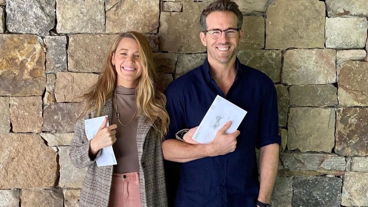 Раян Рейнольдс і Блейк Лайвлі розсмішили привітаннями з днем закоханих Раян Рейнольдс і Блейк Лайвлі розсмішили привітаннями з днем закоханих