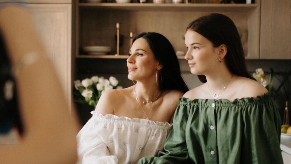 Маша Ефросинина поздравила дочь с 17-летием: фото Маша Ефросинина поздравила дочь с 17-летием: фото