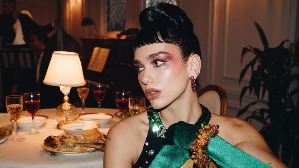 Клип Дуа Липы We're Good сняли в Киеве: как проходили съемки Клип Дуа Липы We're Good сняли в Киеве: как проходили съемки