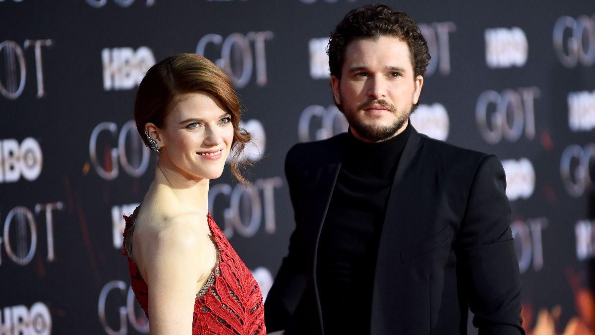 Кіт Гарінгтон і Роуз Леслі вперше стали батьками Кіт Гарінгтон і Роуз Леслі вперше стали батьками