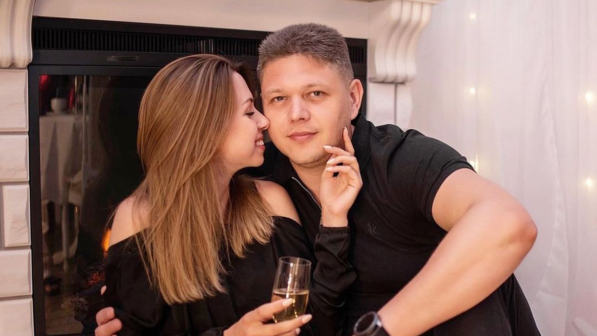 Максим Соколюк одружився з дівчиною з Уханю Настею Зінченко: фото