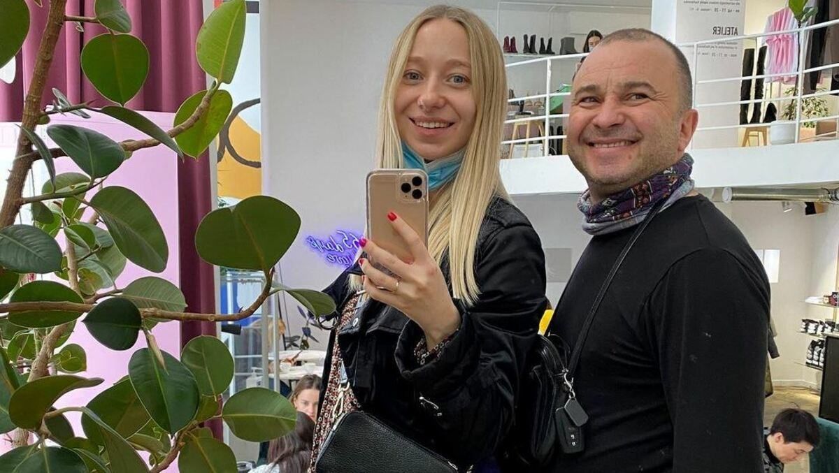 Віктор Павлік та Катерина Реп'яхова вирушили в теплі краї: фото Віктор Павлік та Катерина Реп'яхова вирушили в теплі краї: фото