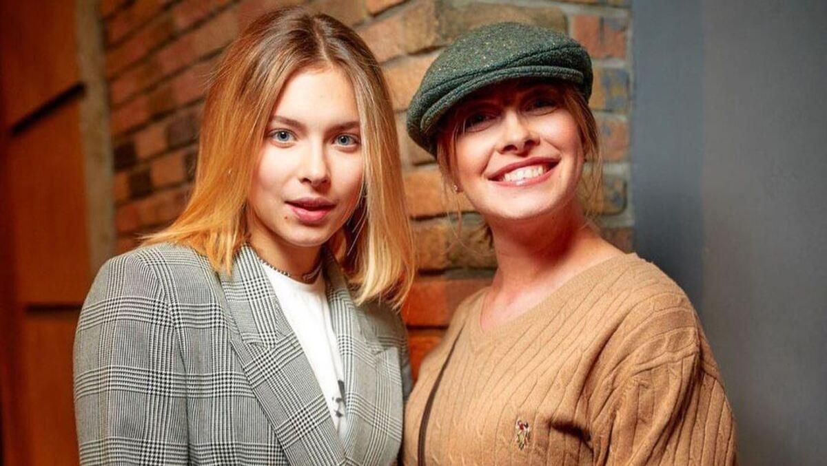 Олена Кравець привітала доньку з днем народження: відео Олена Кравець привітала доньку з днем народження: відео