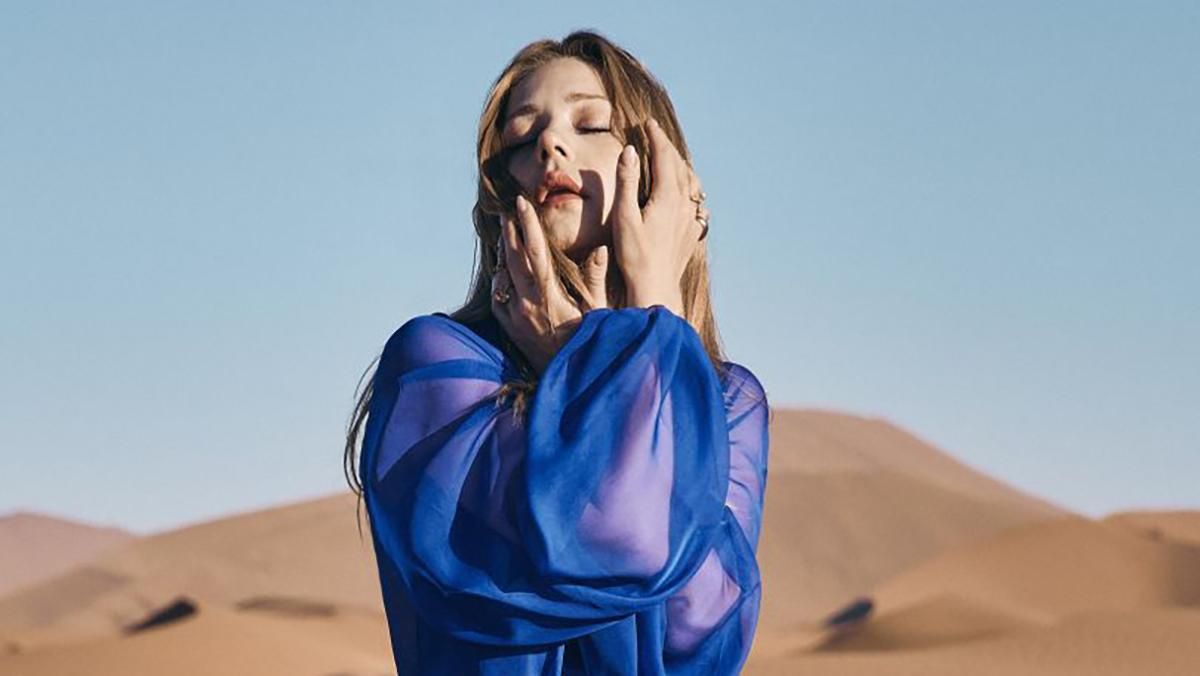 Тина Кароль снялась для обложки глянца: фото из Африки Тина Кароль снялась для обложки глянца: фото из Африки