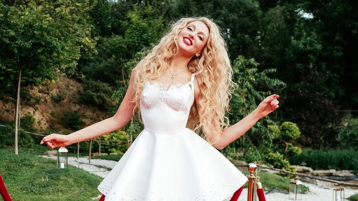 Оля Полякова изучает украинский язык с репетитором: для чего это ей Оля Полякова изучает украинский язык с репетитором: для чего это ей