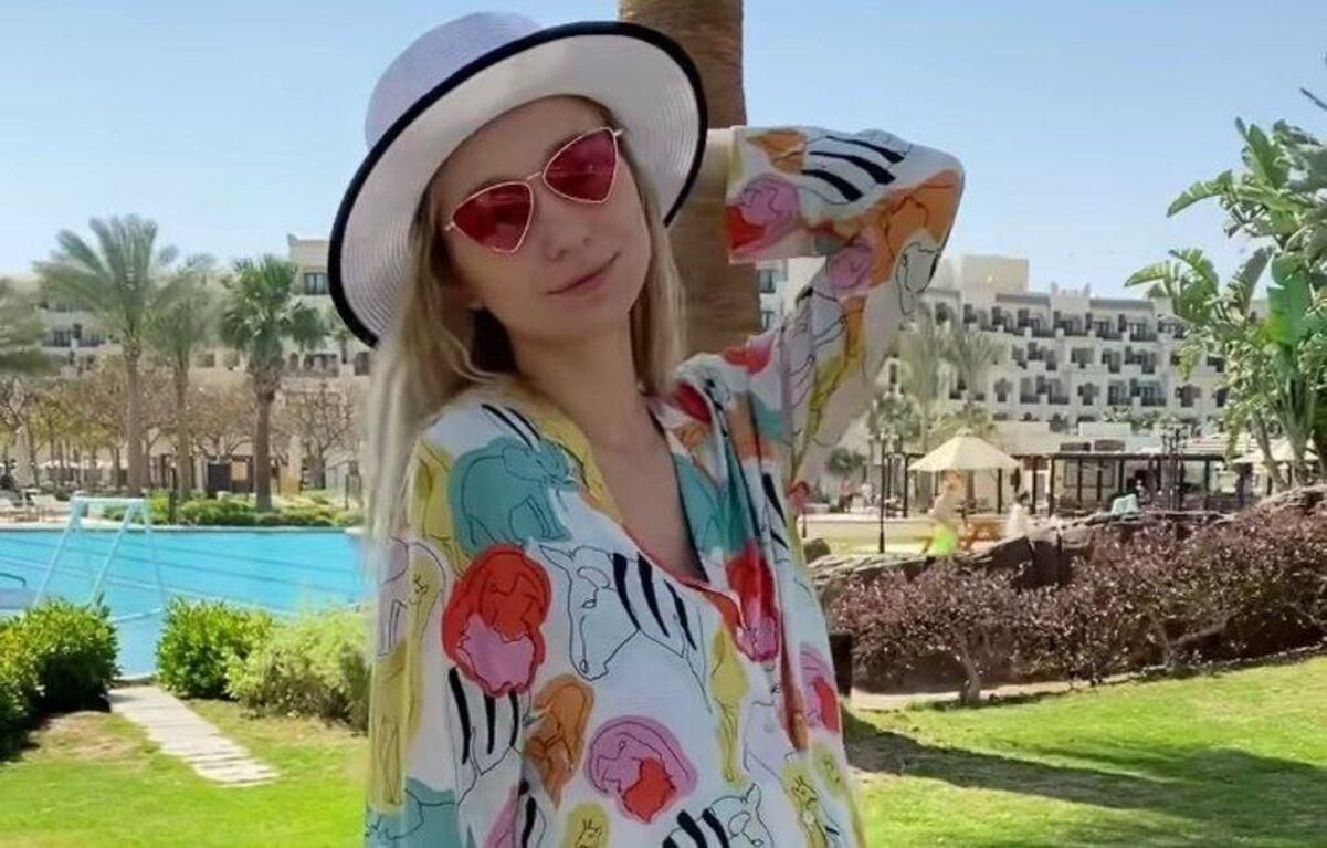 Беременная жена Виктора Павлика показала стильный летний образ: видео Беременная жена Виктора Павлика показала стильный летний образ: видео