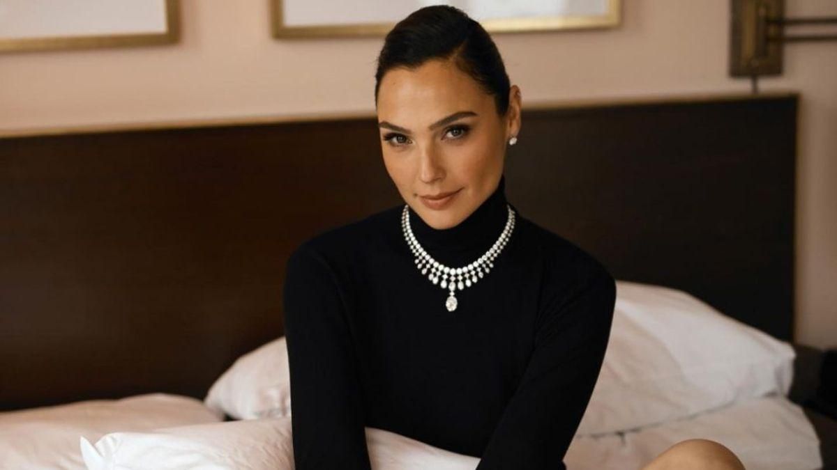 Диво-жінка Галь Гадот втретє вагітна Диво-жінка Галь Гадот втретє вагітна