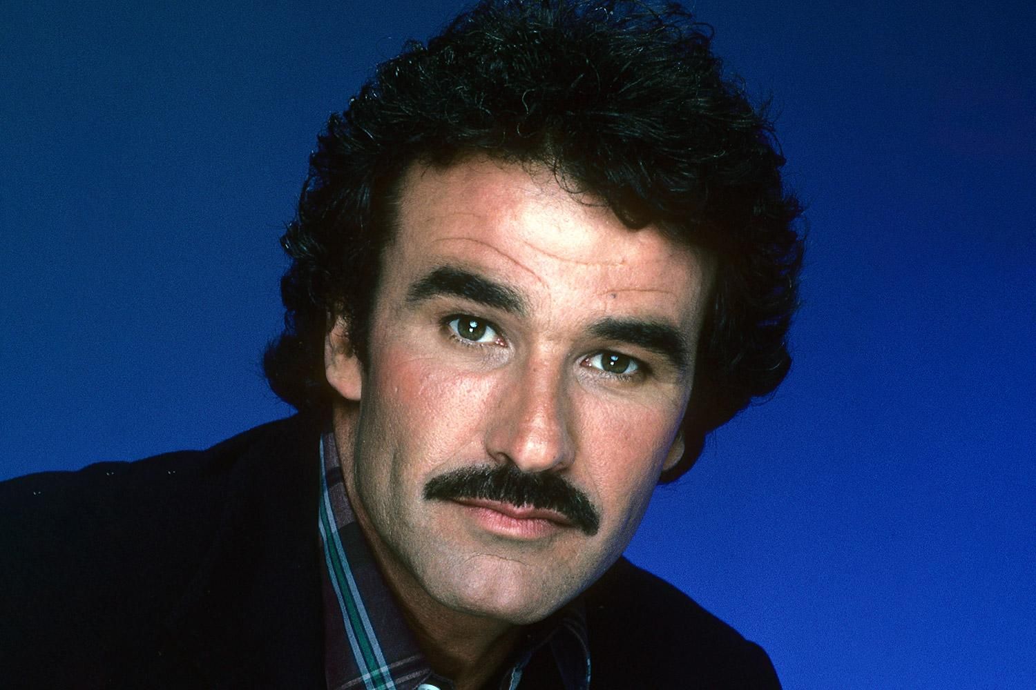 Помер актор серіалу Династія Джеффрі Скотт Помер актор серіалу Династія Джеффрі Скотт