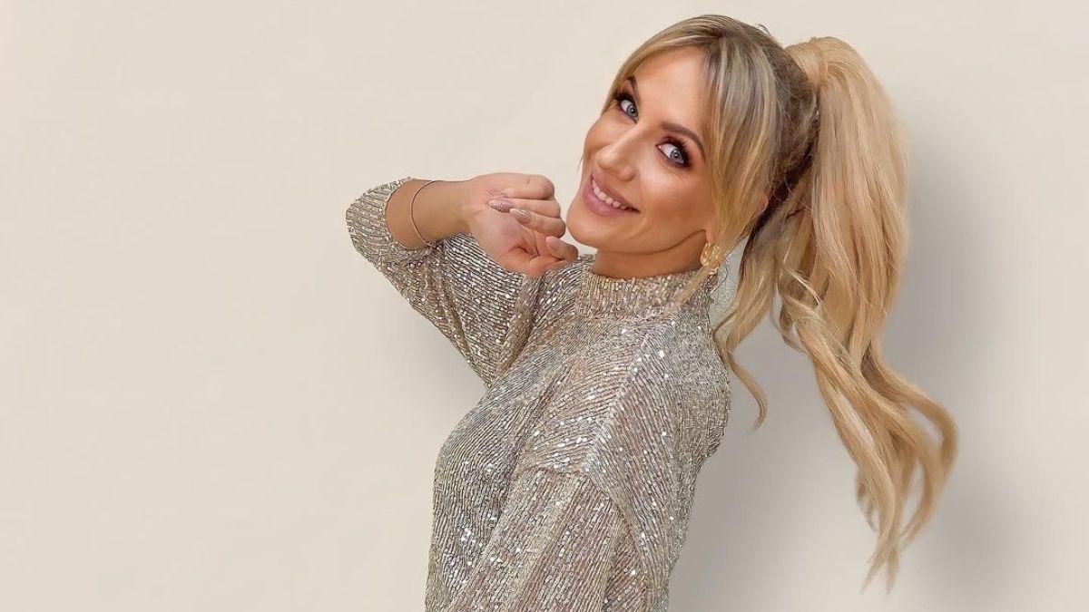 Леся Никитюк трогательно поздравила маму с днем рождения: фото Леся Никитюк трогательно поздравила маму с днем рождения: фото