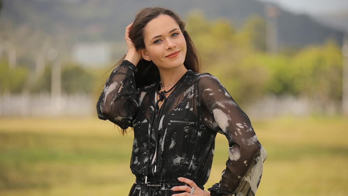 Юлия Санина посетила могилу наркобарона Пабло Эскобара: фото Юлия Санина посетила могилу наркобарона Пабло Эскобара: фото