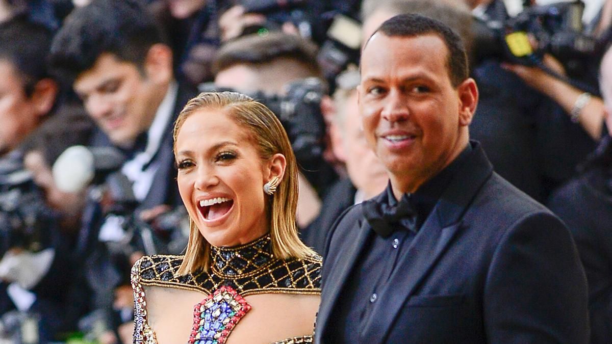 Дженніфер Лопес та Алекс Родрігес спростували чутки про розрив Дженніфер Лопес та Алекс Родрігес спростували чутки про розрив