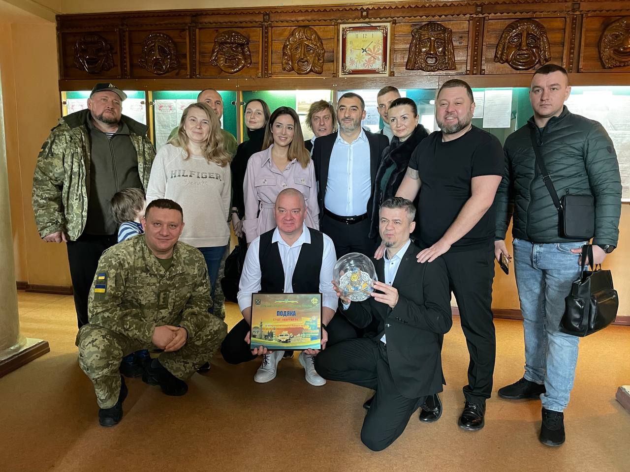 Злата Огневич и Квартал 95 провели концерт для пограничников Злата Огневич и Квартал 95 провели концерт для пограничников