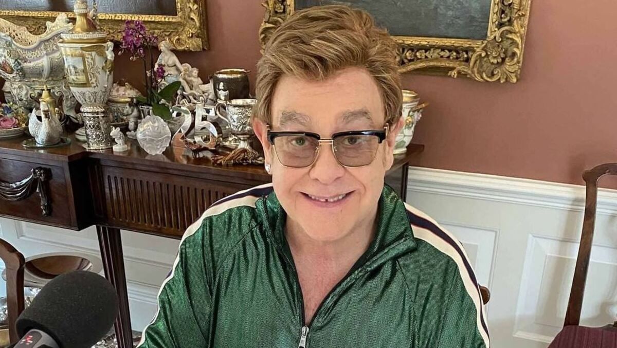 Элтон Джон обвинил Ватикан в лицемерии Элтон Джон обвинил Ватикан в лицемерии