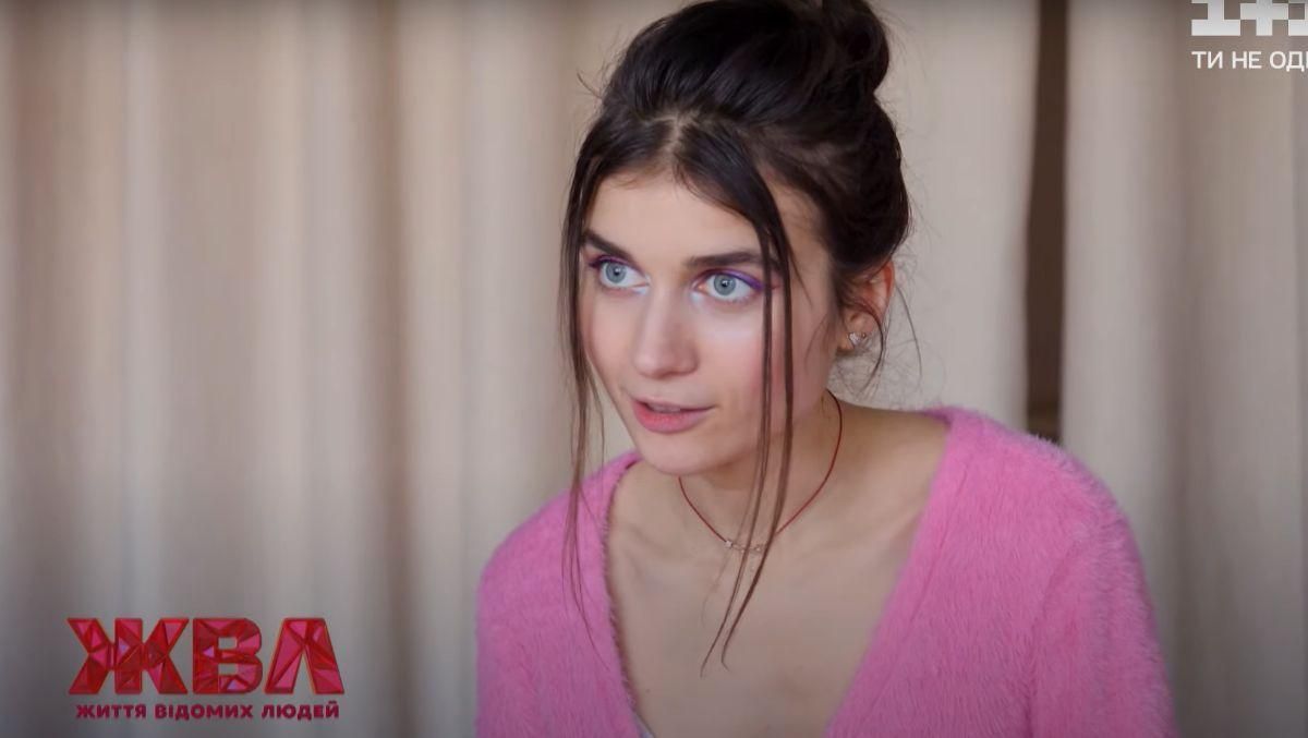 Jerry Heil показала свою квартиру и призналась, имеет ли парня Jerry Heil показала свою квартиру и призналась, имеет ли парня