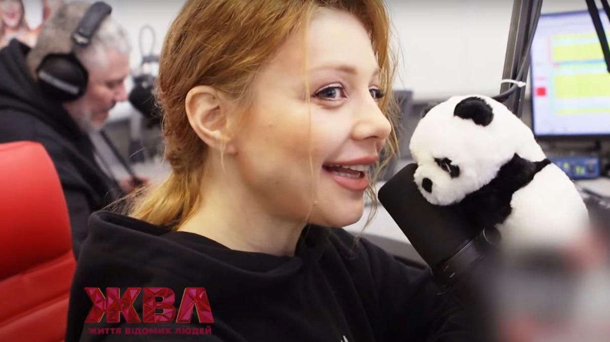 Тіна Кароль показала талісман, який має на згадку про чоловіка: відео Тіна Кароль показала талісман, який має на згадку про чоловіка: відео