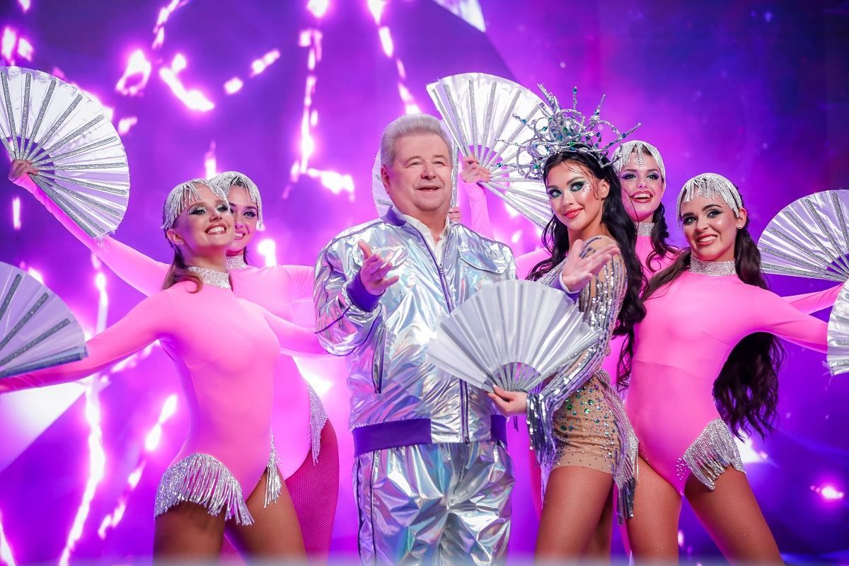 Михайло Поплавський презентував сексуально-еротичний кліп "Забава" Михайло Поплавський презентував сексуально-еротичний кліп "Забава"