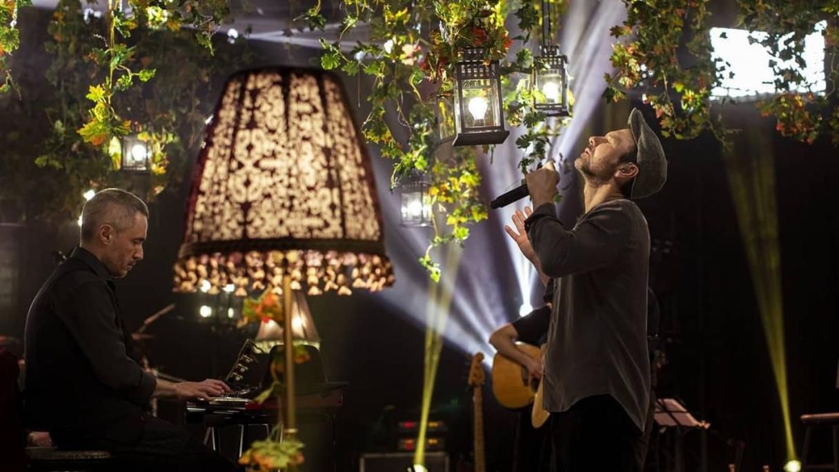 Святослав Вакарчук выпустил концертную версию проекту Оранжерея Святослав Вакарчук выпустил концертную версию проекту Оранжерея