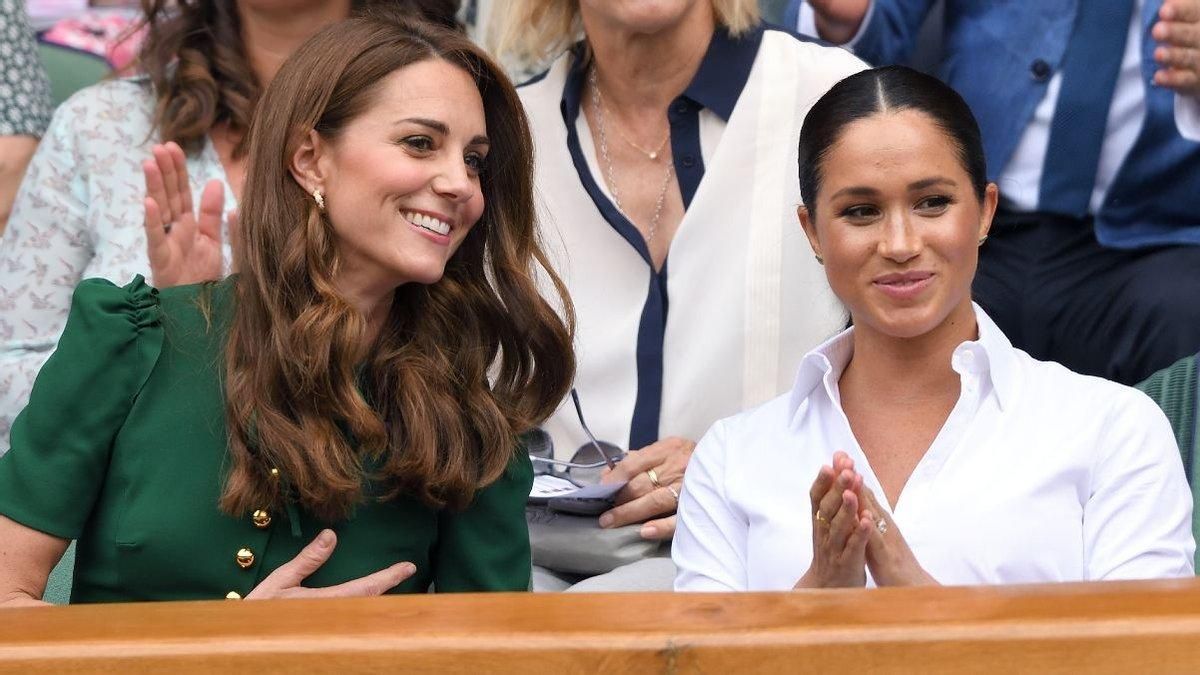 Дядя Кейт Миддлтон вступился за нее после конфликта с Меган Маркл Дядя Кейт Миддлтон вступился за нее после конфликта с Меган Маркл