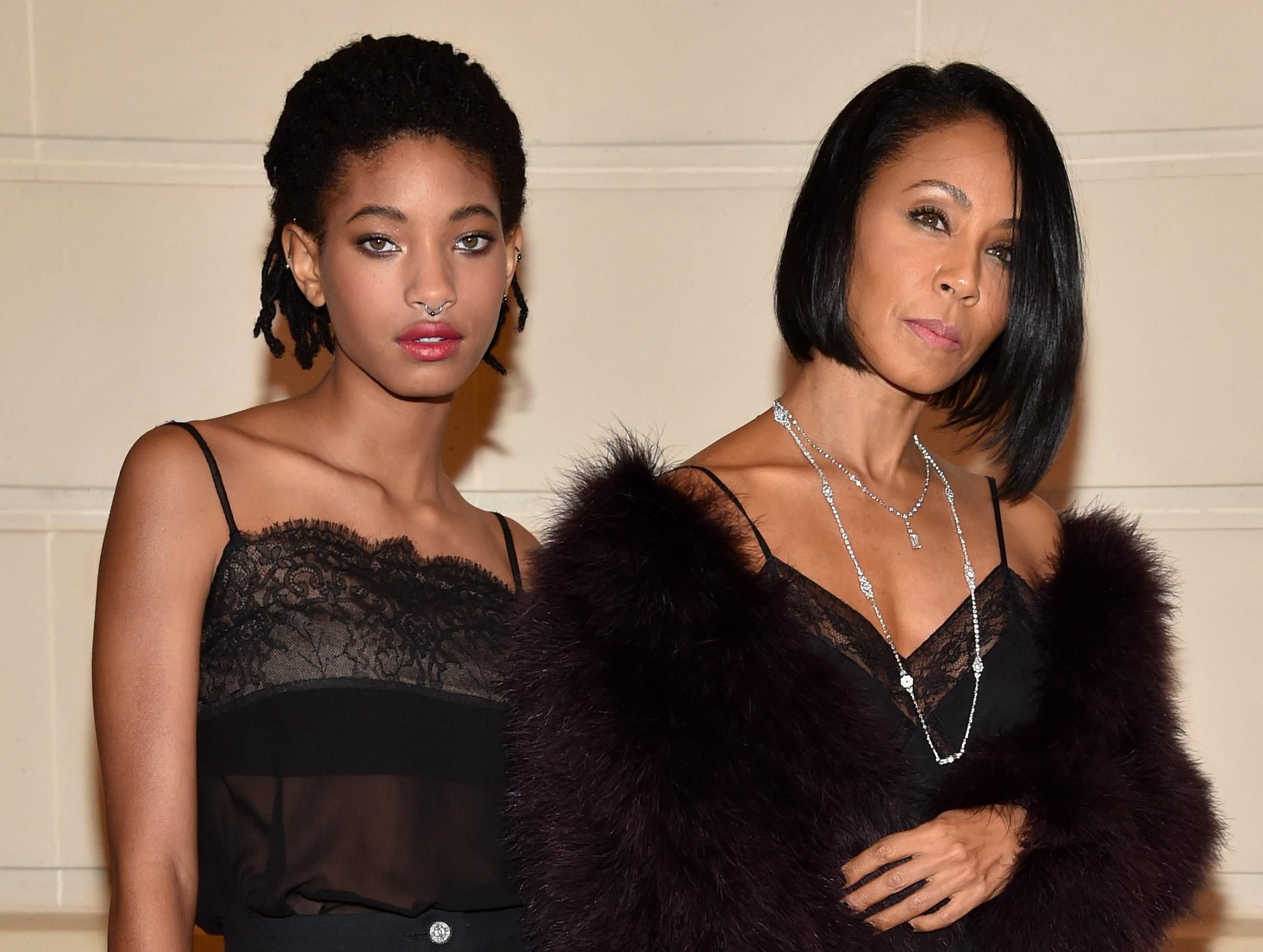 Жена и дочь Уилла Смита сделали каминг-аут Жена и дочь Уилла Смита сделали каминг-аут