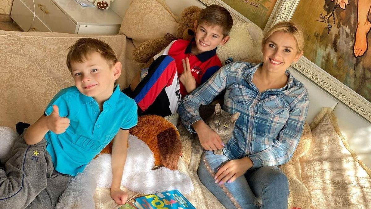 Карантинные будни Ирины Федишин и дистанционное обучение в ее сыновей Карантинные будни Ирины Федишин и дистанционное обучение в ее сыновей