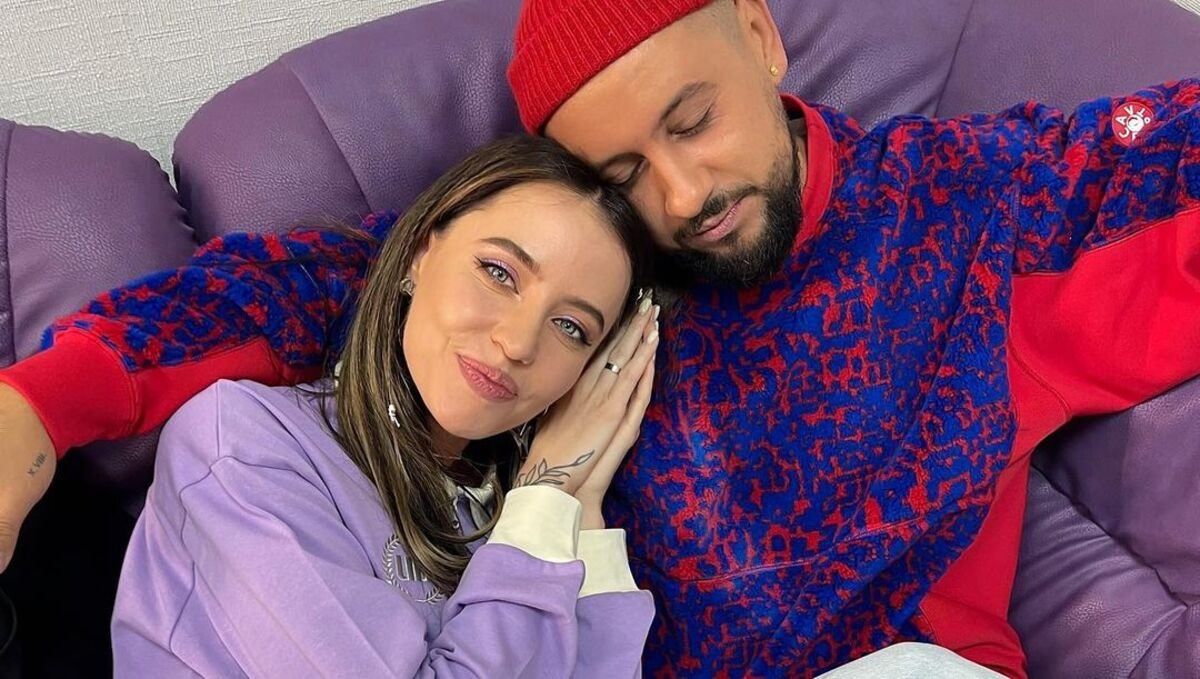 Как Надя Дорофеева и Дантес проводят время с соседом Монатик Как Надя Дорофеева и Дантес проводят время с соседом Монатик