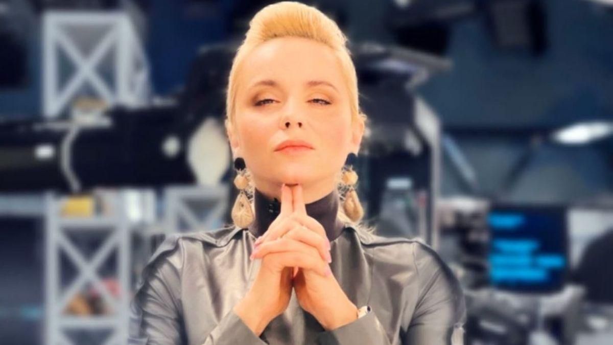 Лилия Ребрик поразила дерзким фото со съемок: образ телеведущей Лилия Ребрик поразила дерзким фото со съемок: образ телеведущей