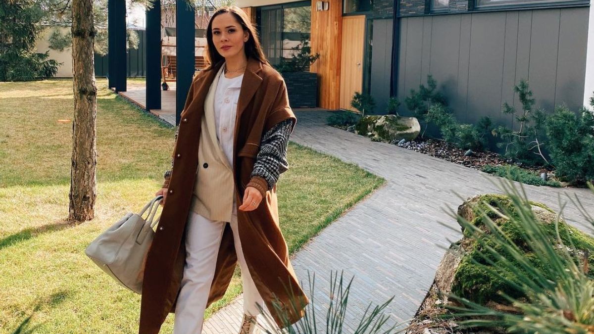 Юлія Саніна зачарувала ніжним весняним образом: фото Юлія Саніна зачарувала ніжним весняним образом: фото